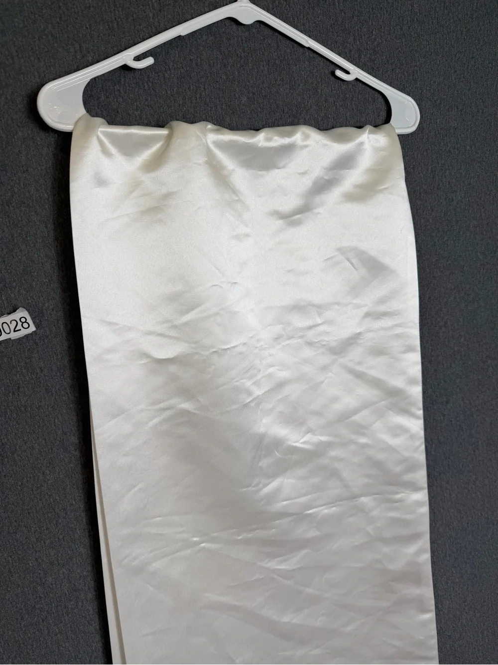Ladies Satin Embroiderer Wedding Shawl in White